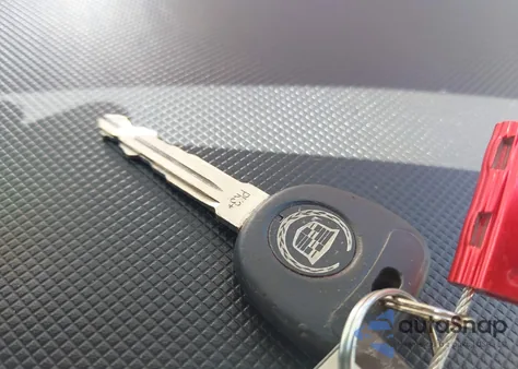 2005 Cadillac Cts Standard из США, поврежденный, VIN 1G6DP567X50213806